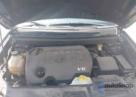 2018 Dodge Journey Crossroad z USA, uszkodzony, nr VIN 3C4PDCGG0JT490225